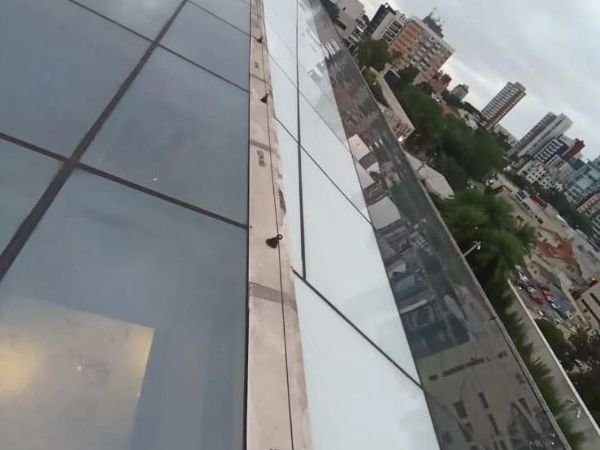 Película de Proteção para Janelas Ibiúna Película de Proteção tipo Insulfilm em Ibiúna