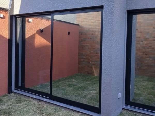 Película de Proteção Sisofilme Jardim Abaeté Sorocaba Película de Proteção para Janelas estilo Insulfilm em Jardim Abaeté Sorocaba
